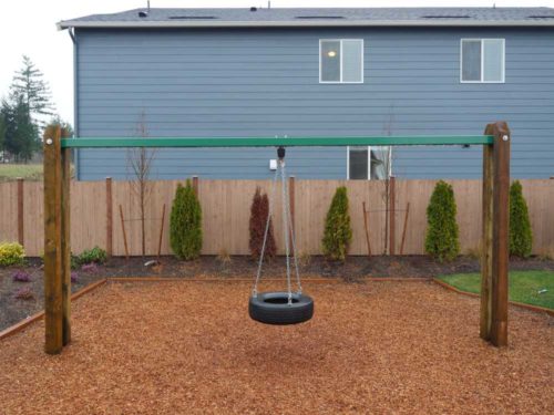 PE-2072 Tire Swing with Steel Crossbar
